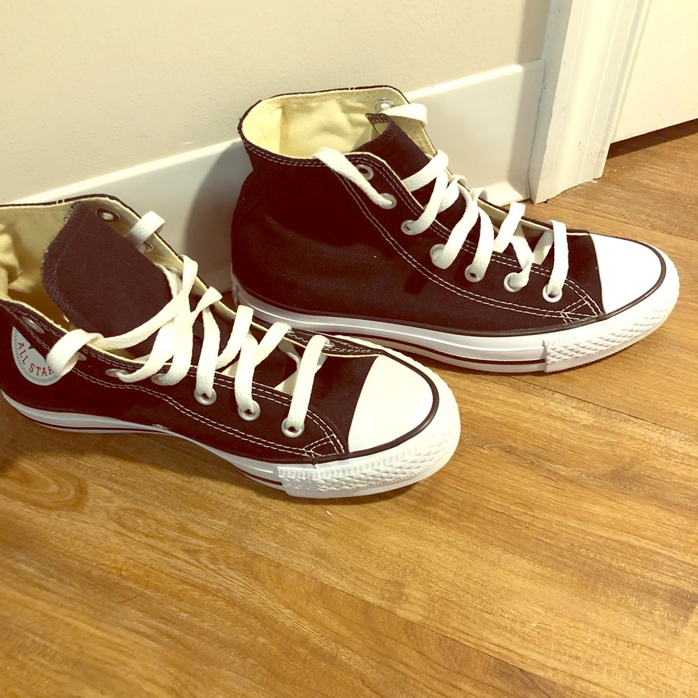 Hi-top converses